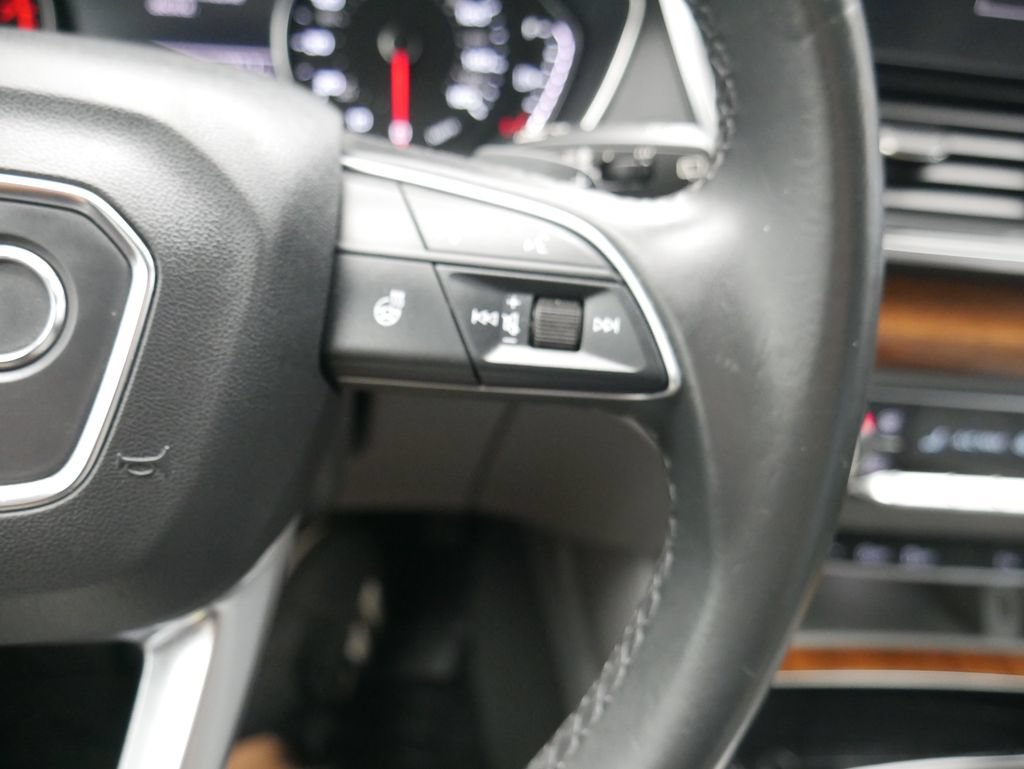 Certified 2023 Audi Q5 2.0T Premium w/ Convenience Package AWD/4WD image 38