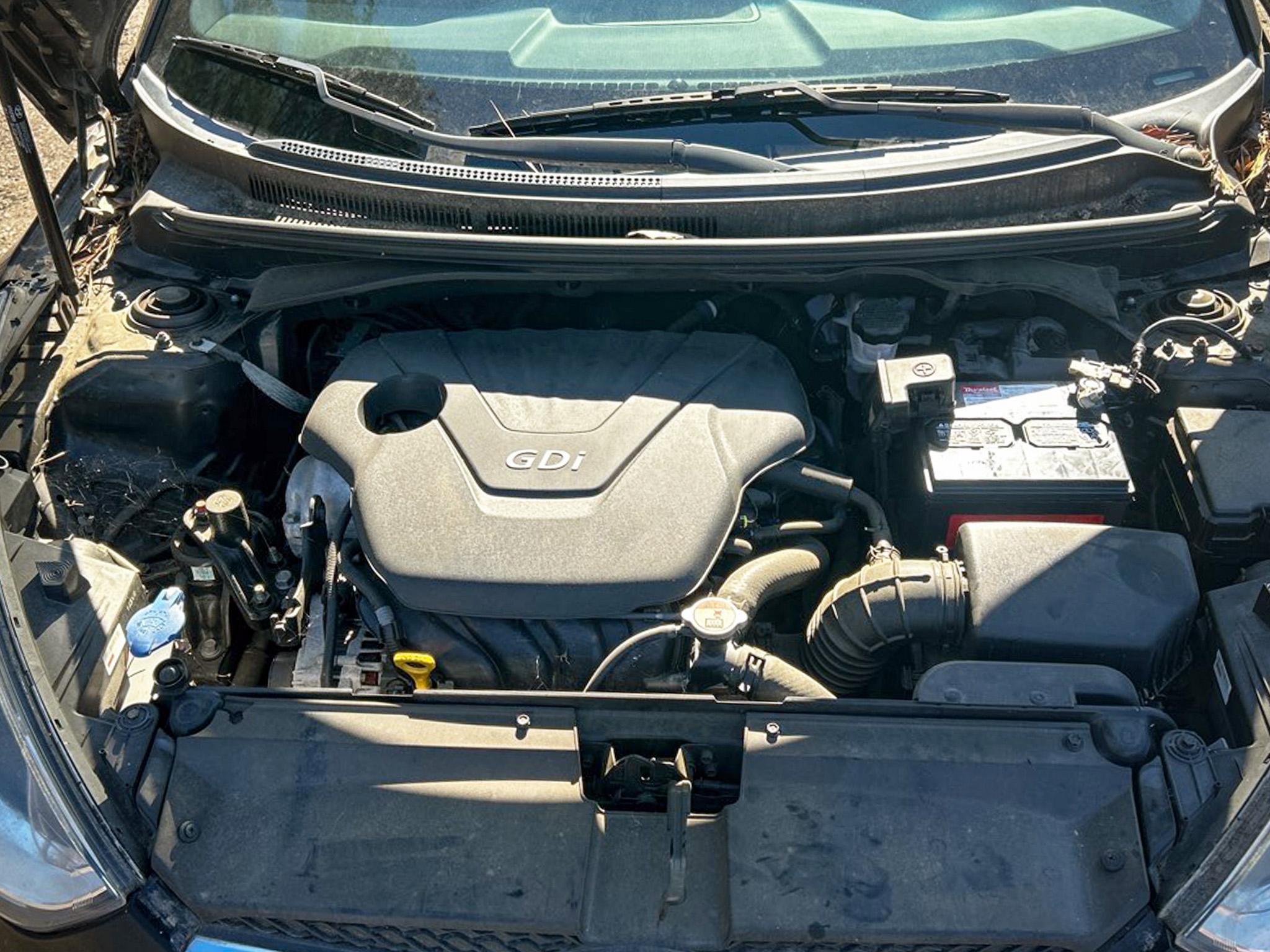 Used 2014 Hyundai Veloster w/ Technology Package 03 image 17