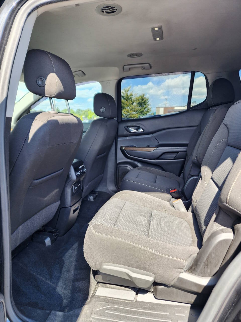 Used 2020 GMC Acadia SLE w/ Driver Convenience Package AWD/4WD image 18
