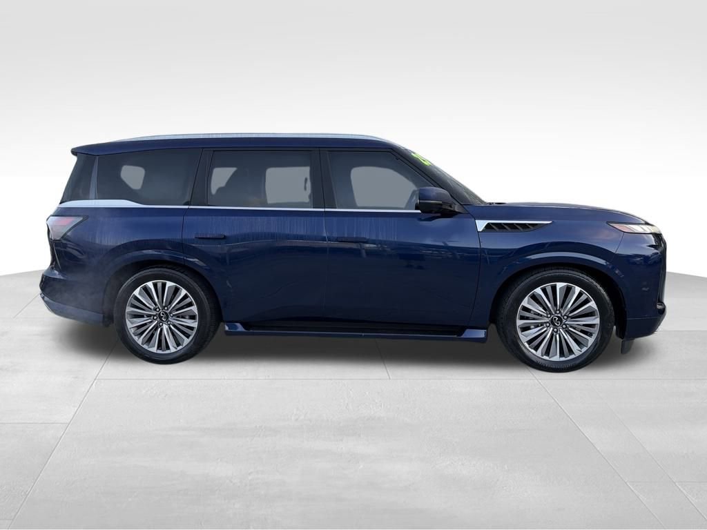 Used 2025 INFINITI QX80 Sensory image 8
