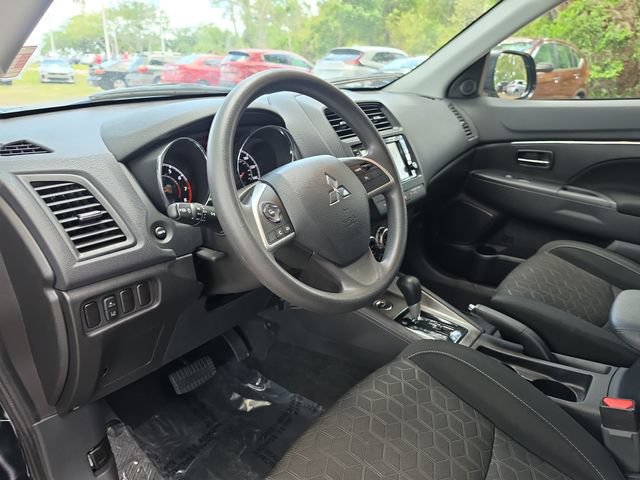 Used 2025 Mitsubishi Outlander Sport ES AWD/4WD image 14