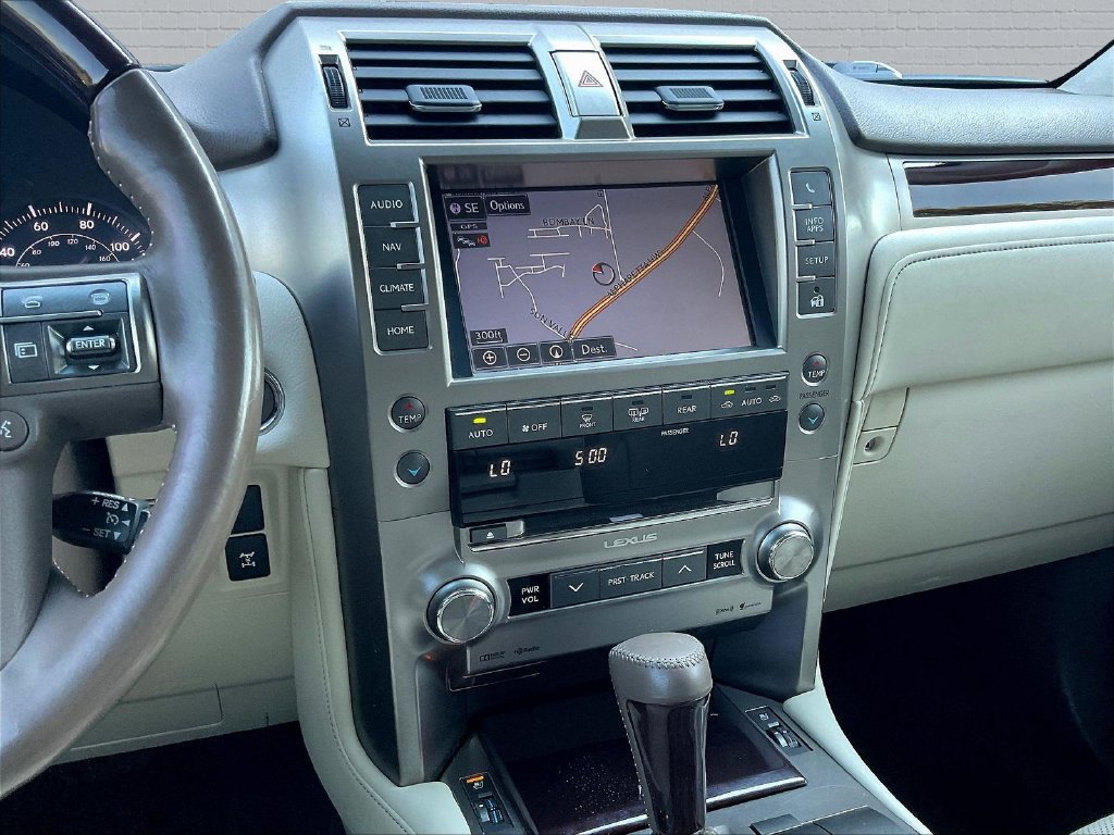 Used 2018 Lexus GX 460 Premium AWD/4WD image 9