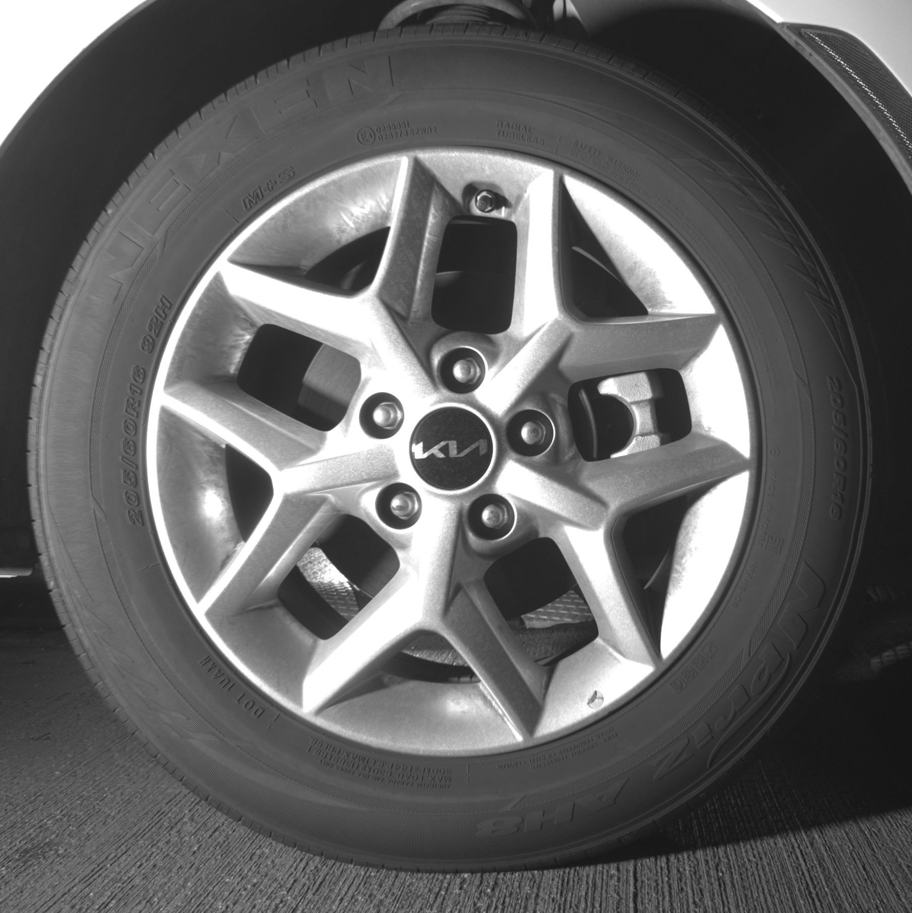 Used 2025 Kia Soul LX w/ LX Technology Package image 13