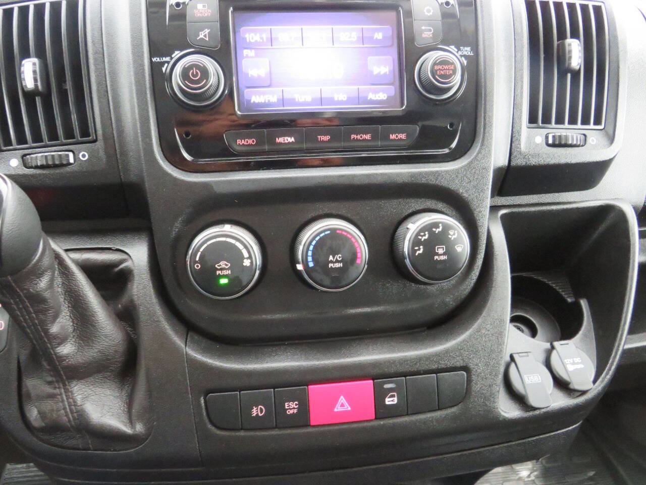 Used 2021 RAM ProMaster 1500 w/ Convenience Group image 17