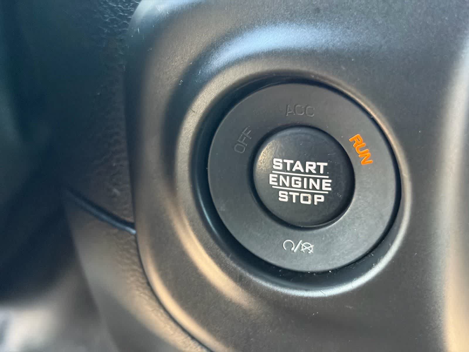 Used 2018 Jeep Wrangler Unlimited Sport S AWD/4WD image 24