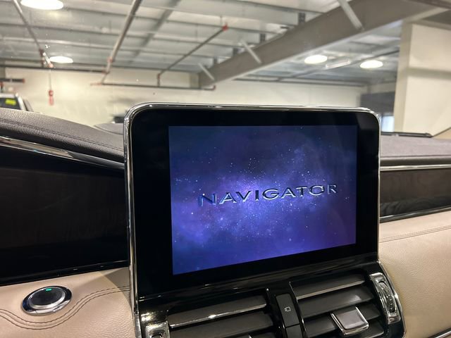 Used 2021 Lincoln Navigator Reserve w/ Luxury Package AWD/4WD image 16