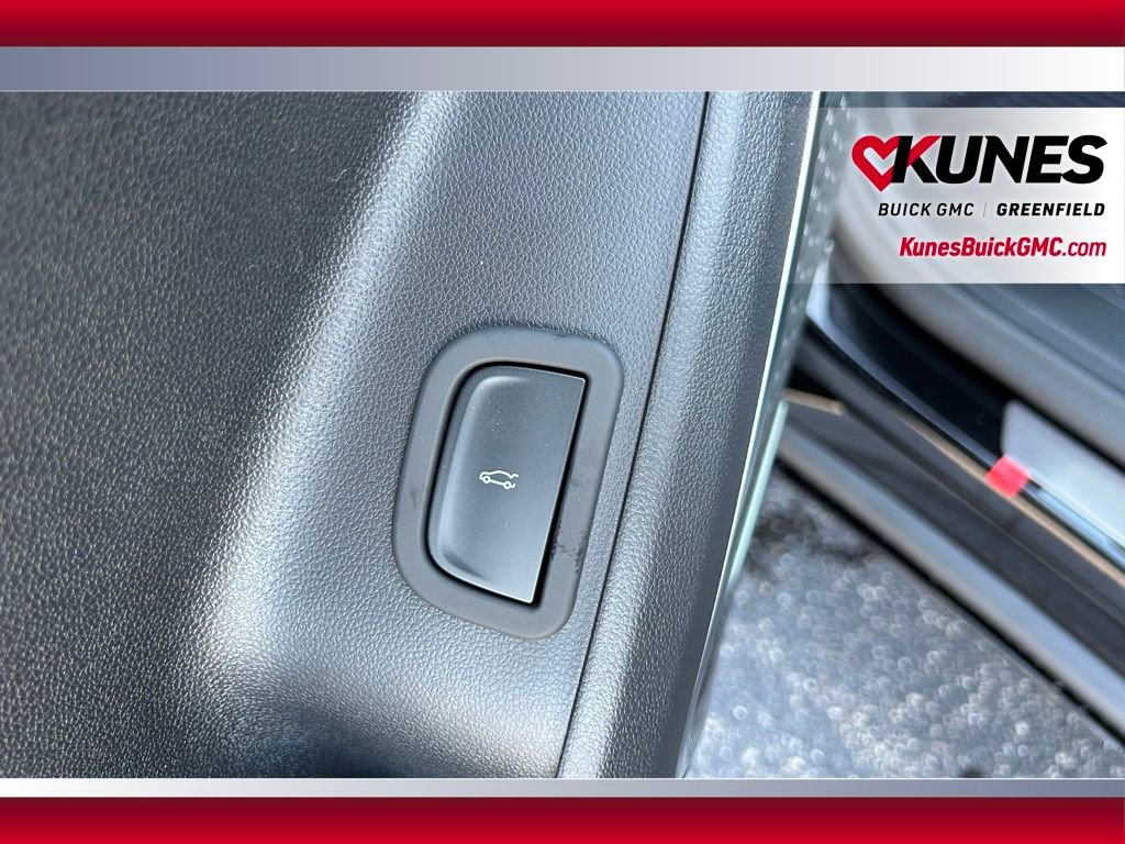 New 2026 Buick Enclave Sport Touring w/ LPO, Floor Liner Package image 24