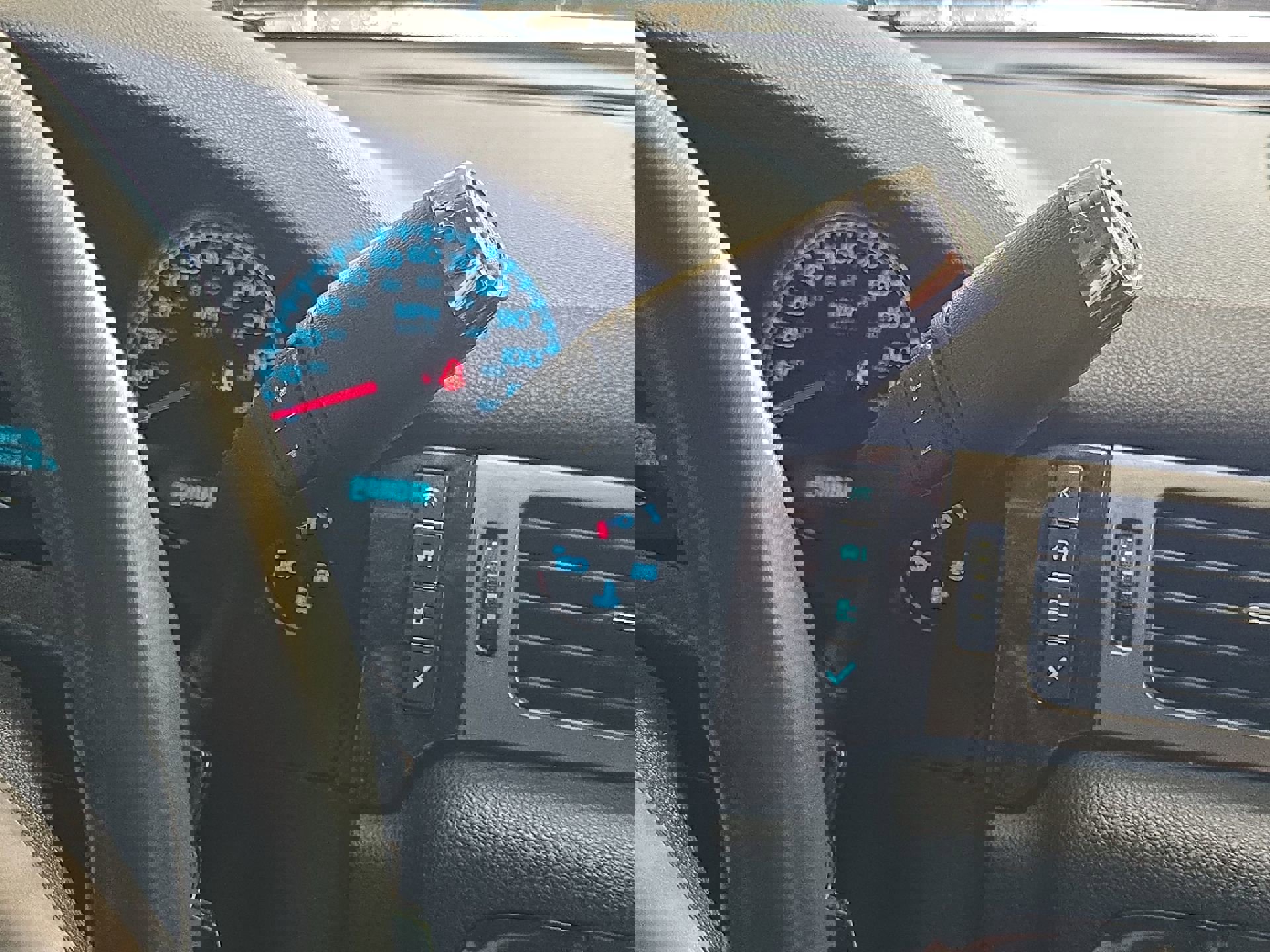 Used 2013 GMC Yukon Denali image 20