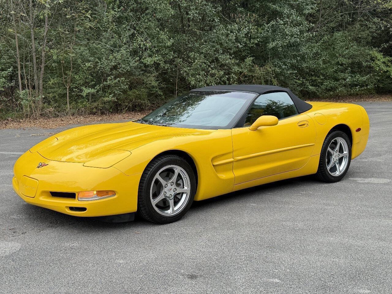 Used 2002 Chevrolet Corvette Convertible w/ Preferred Equipment Group2 RWD image 14