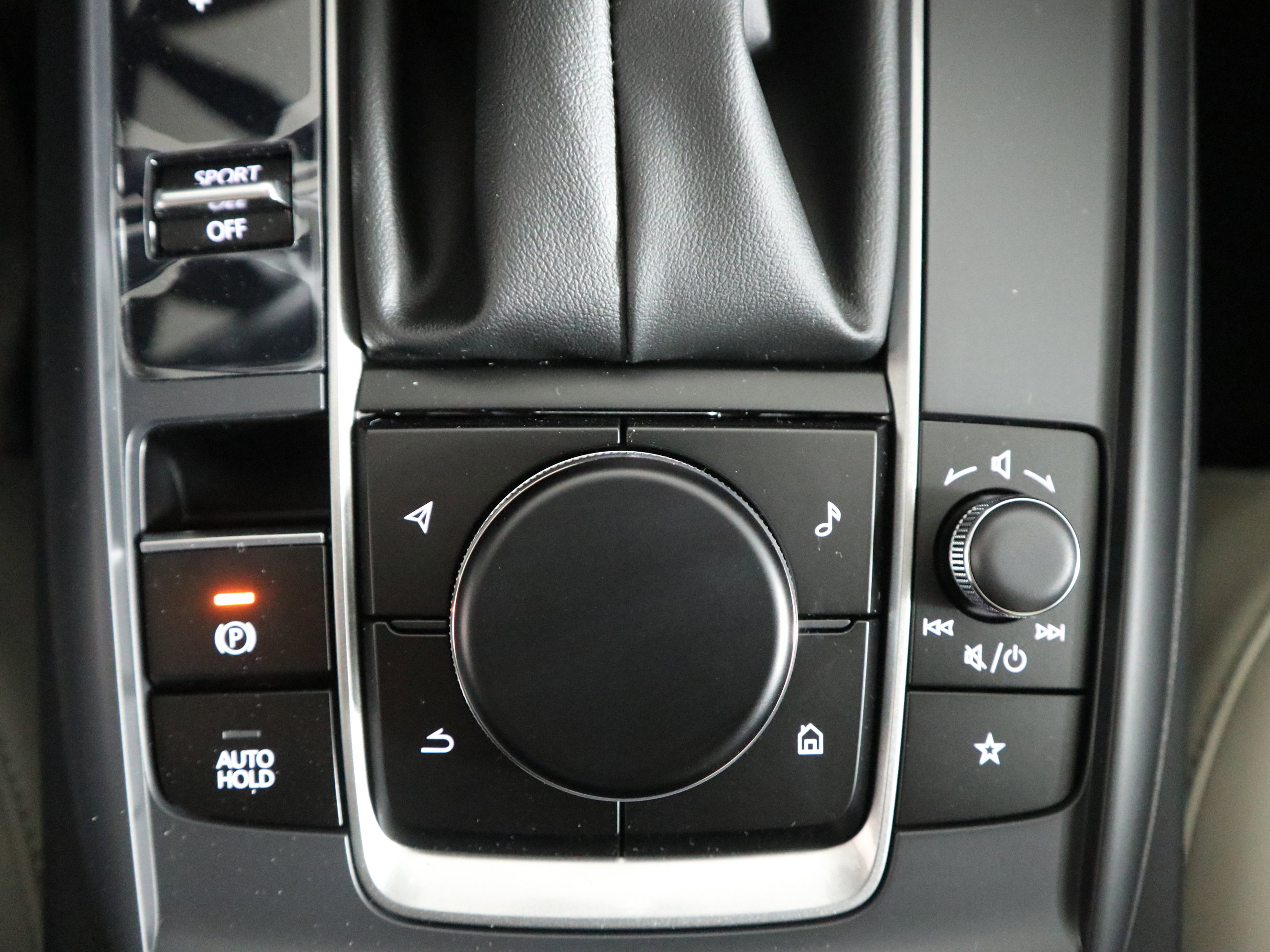 New 2026 MAZDA CX-30 AWD 2.5 S w/ Select Sport Pkg image 28