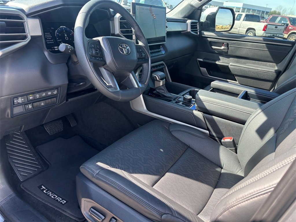 Used 2025 Toyota Tundra Limited image 7
