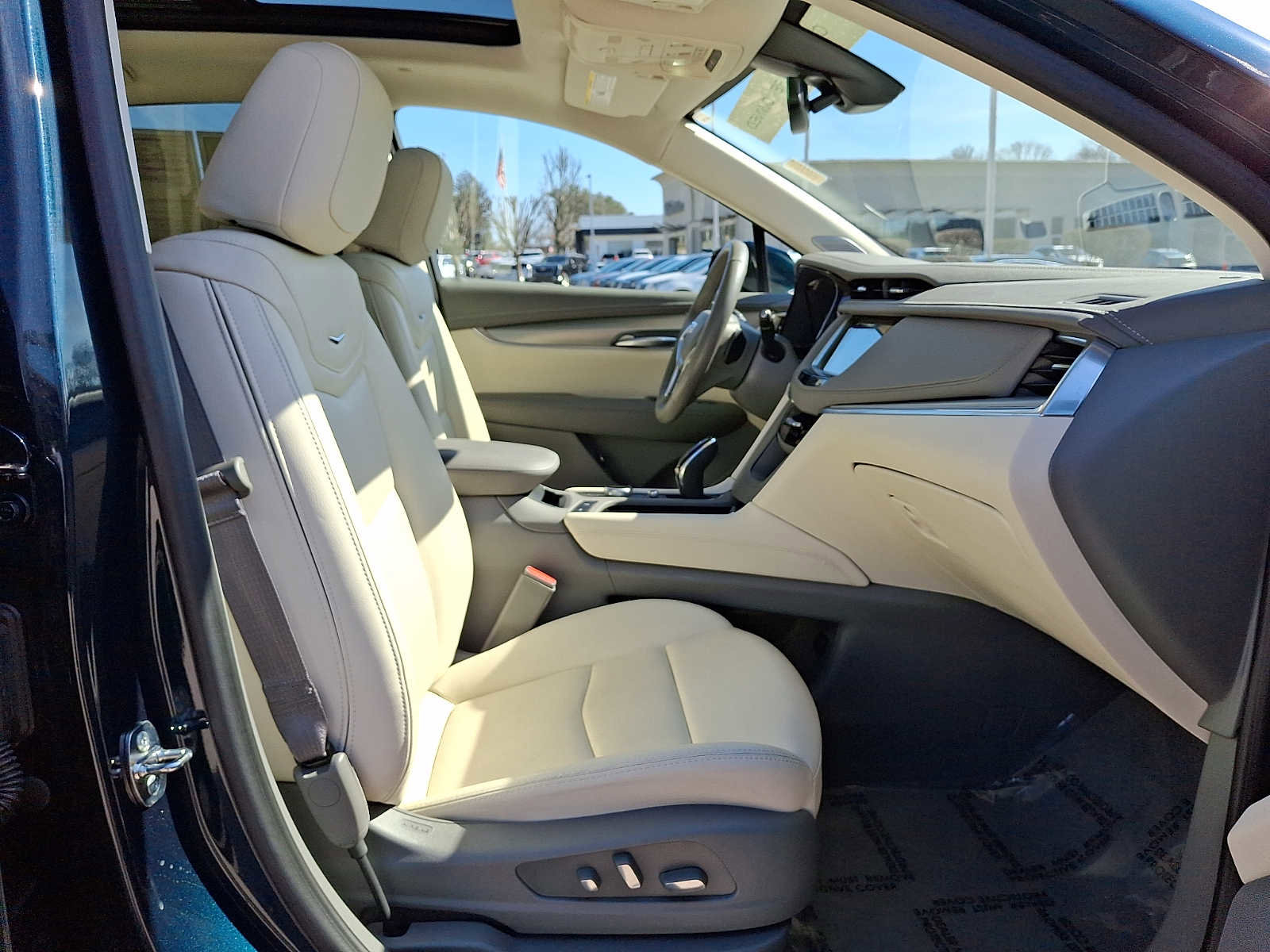 Certified 2024 Cadillac XT5 Premium Luxury image 20