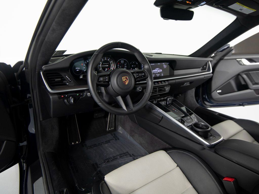 Certified 2021 Porsche 911 Turbo S AWD/4WD image 4