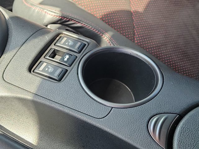 Used 2020 Nissan 370Z Coupe RWD image 22