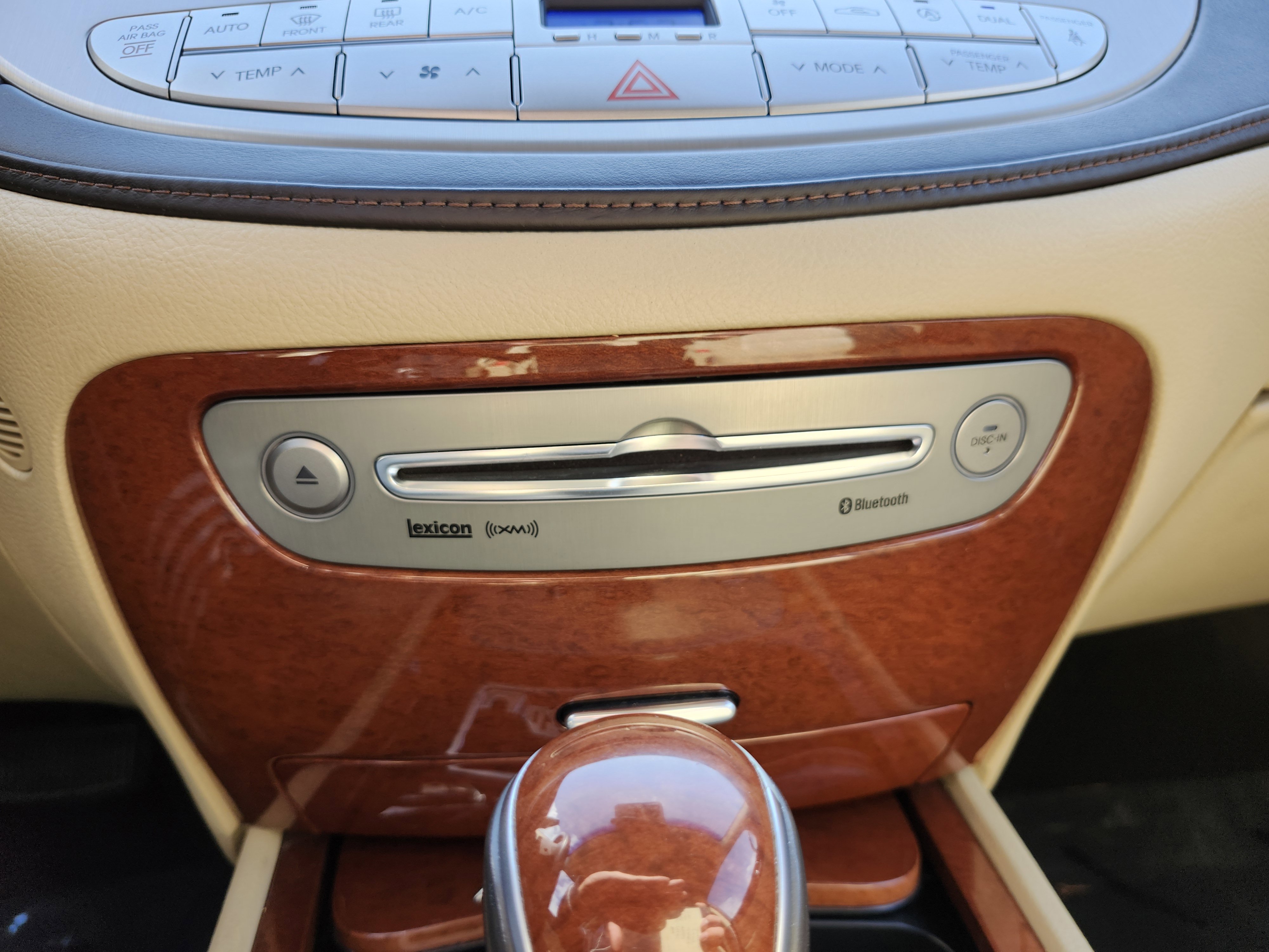 Used 2013 Hyundai Genesis 3.8 w/ Premium Pkg image 33