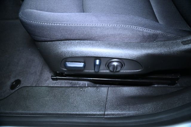 Used 2024 Chevrolet Malibu LT image 25