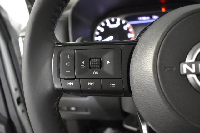Certified 2023 Nissan Rogue SV w/ SV Premium B Package AWD/4WD image 16