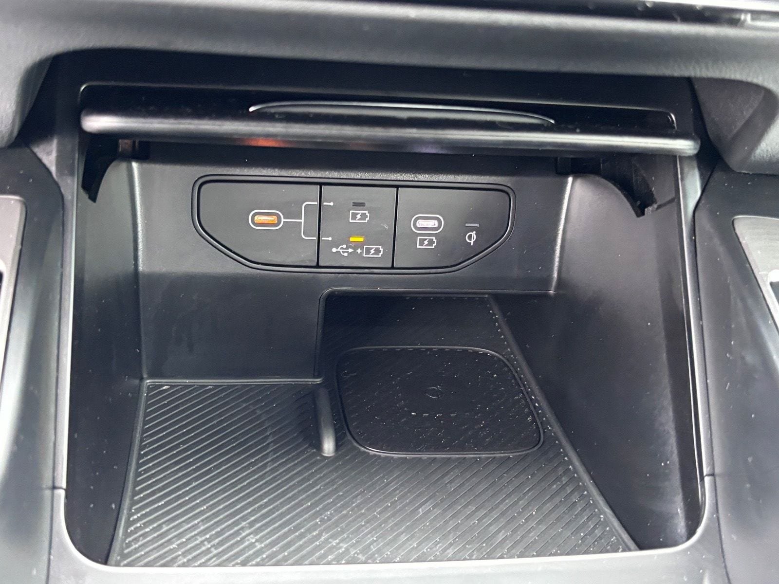 Used 2025 Kia Sorento EX w/ EX Panoramic Sunroof Package FWD image 31