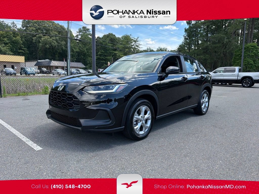 Used 2025 Honda HR-V LX image 1