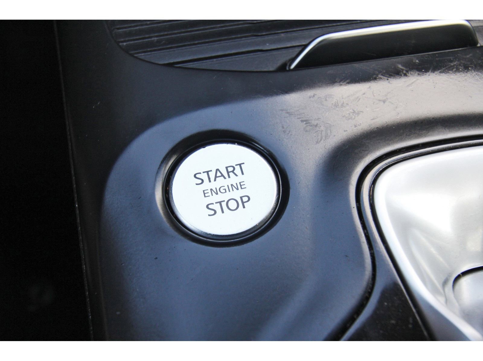 Used 2019 INFINITI QX50 Essential w/ Proassist Package image 29