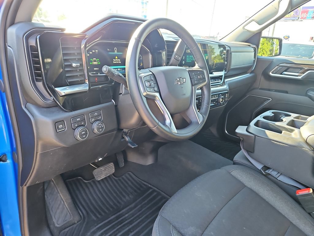 Used 2026 Chevrolet Silverado 1500 RST AWD/4WD image 20