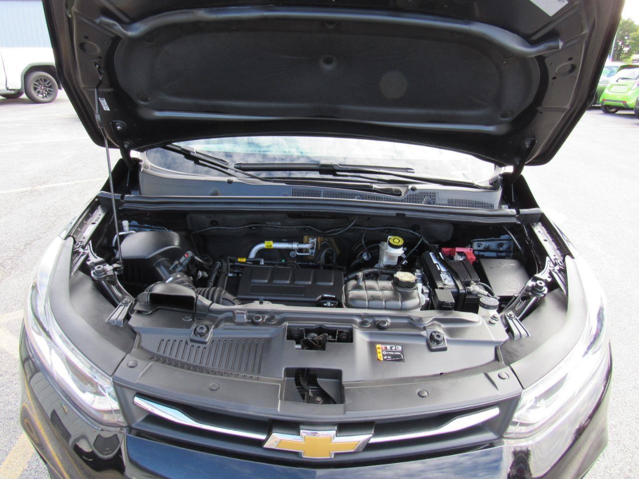 Used 2021 Chevrolet Trax LS w/ Tint and Cruise Package FWD image 38