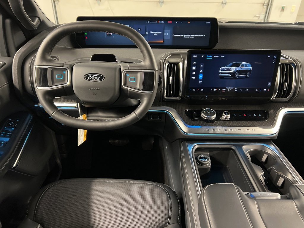 New 2026 Ford Expedition Platinum image 8