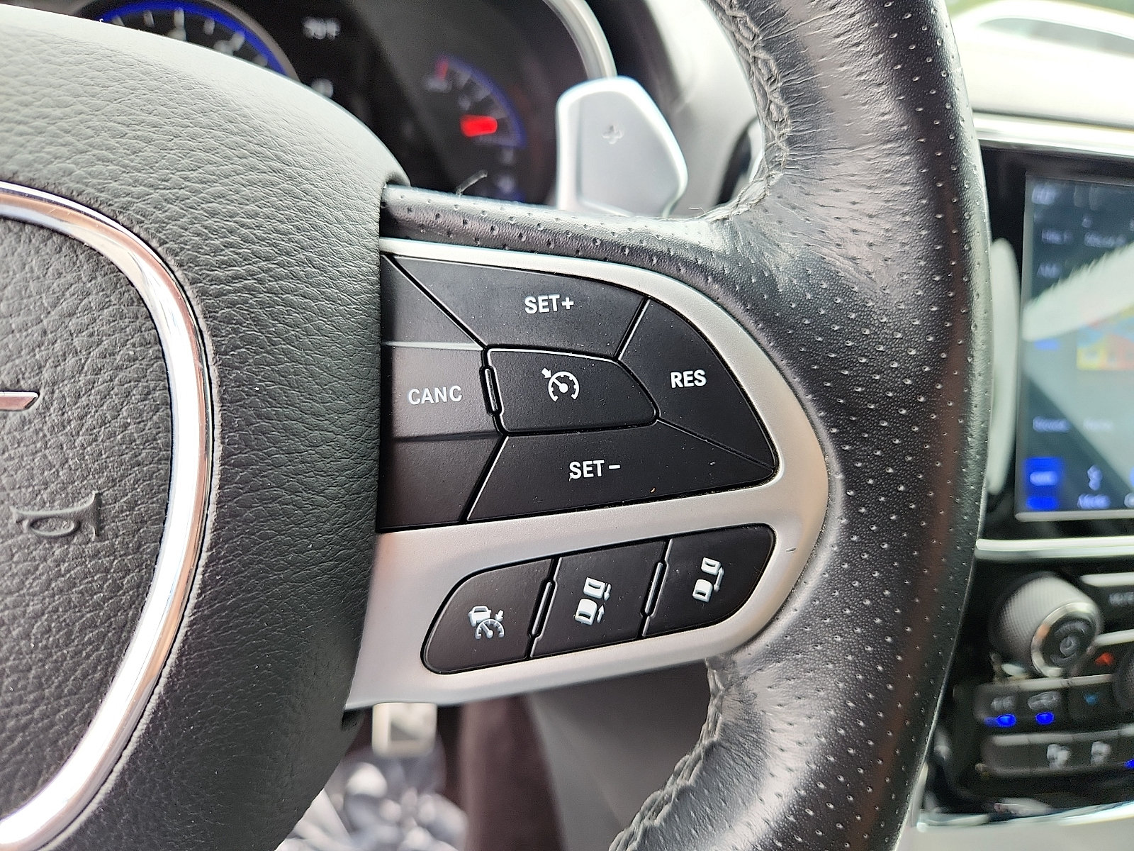 Used 2019 Jeep Grand Cherokee SRT AWD/4WD image 23