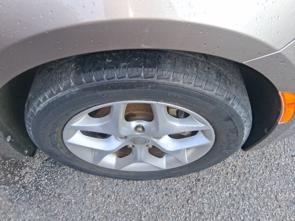 Used 2017 Chrysler Pacifica Touring-L w/ Tire & Wheel Group FWD image 8