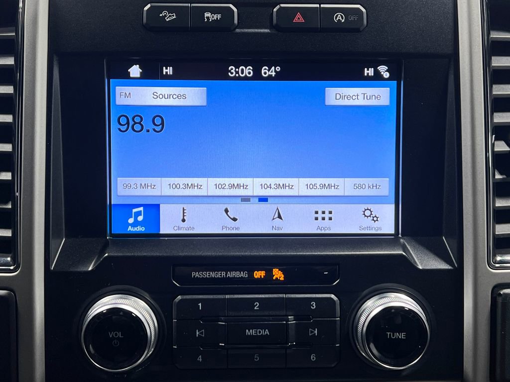 Used 2019 Ford F150 Lariat w/ Equipment Group 502A Luxury AWD/4WD image 25