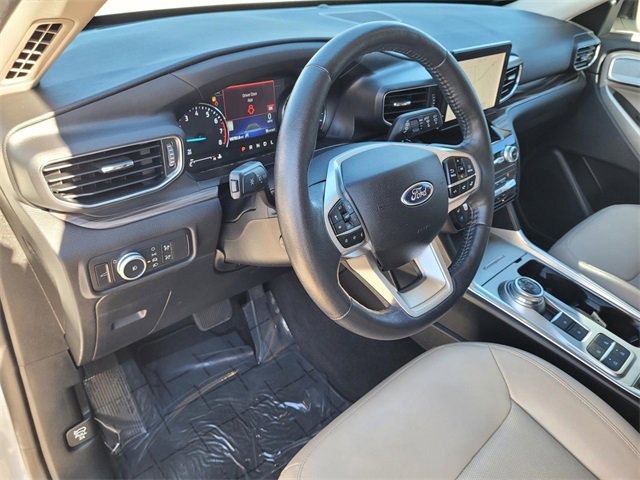 Used 2021 Ford Explorer Limited w/ Equipment Group 301A image 16