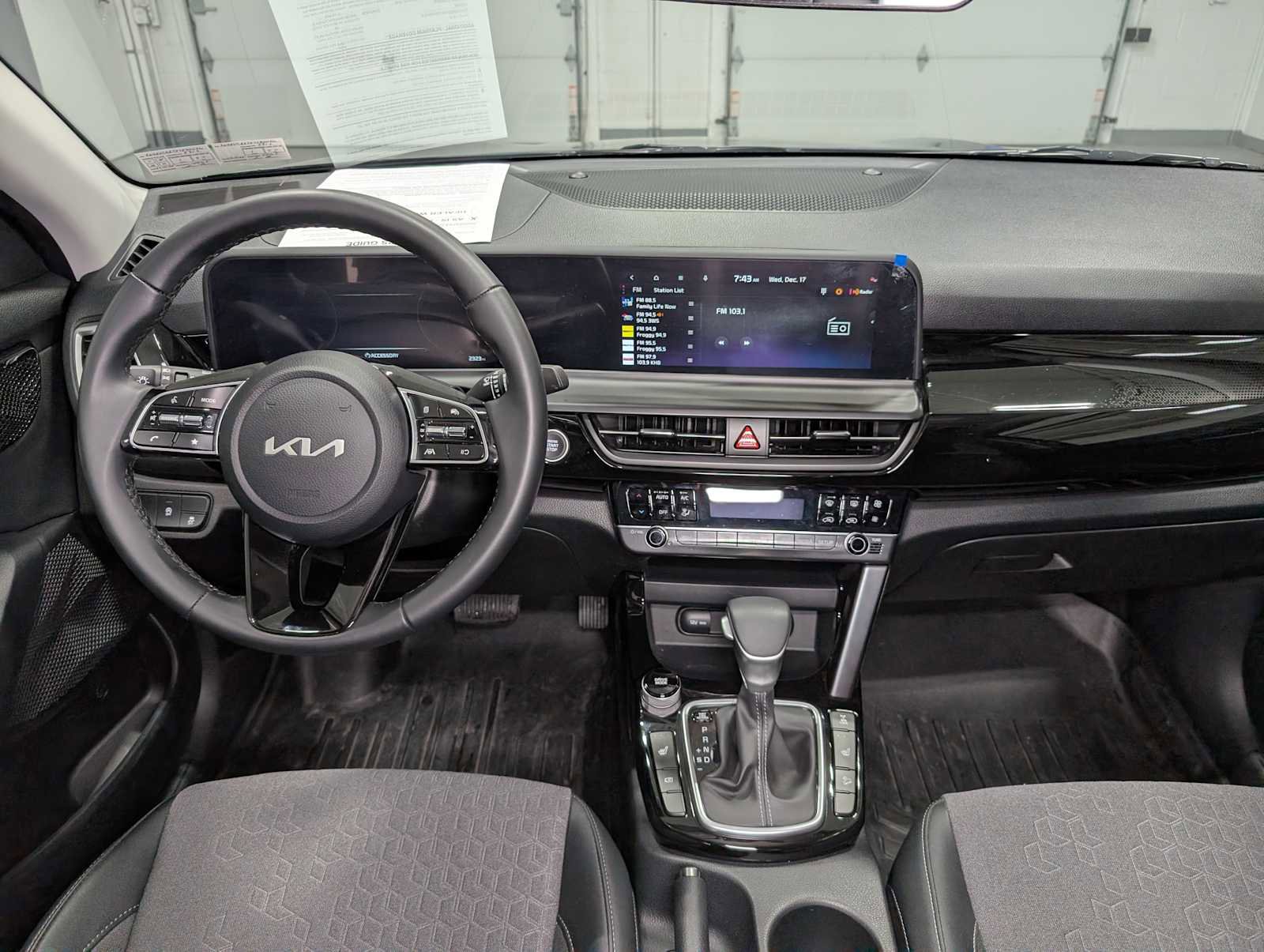 Certified 2024 Kia Seltos S image 17