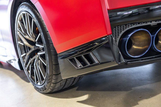 Used 2023 Nissan GT-R Premium w/ Premium Interior Package AWD/4WD image 18