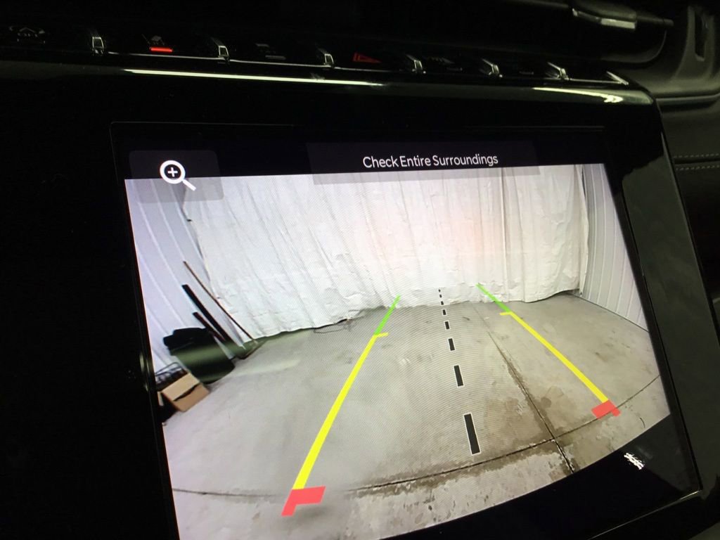 Used 2023 Jeep Grand Cherokee Altitude AWD/4WD image 11