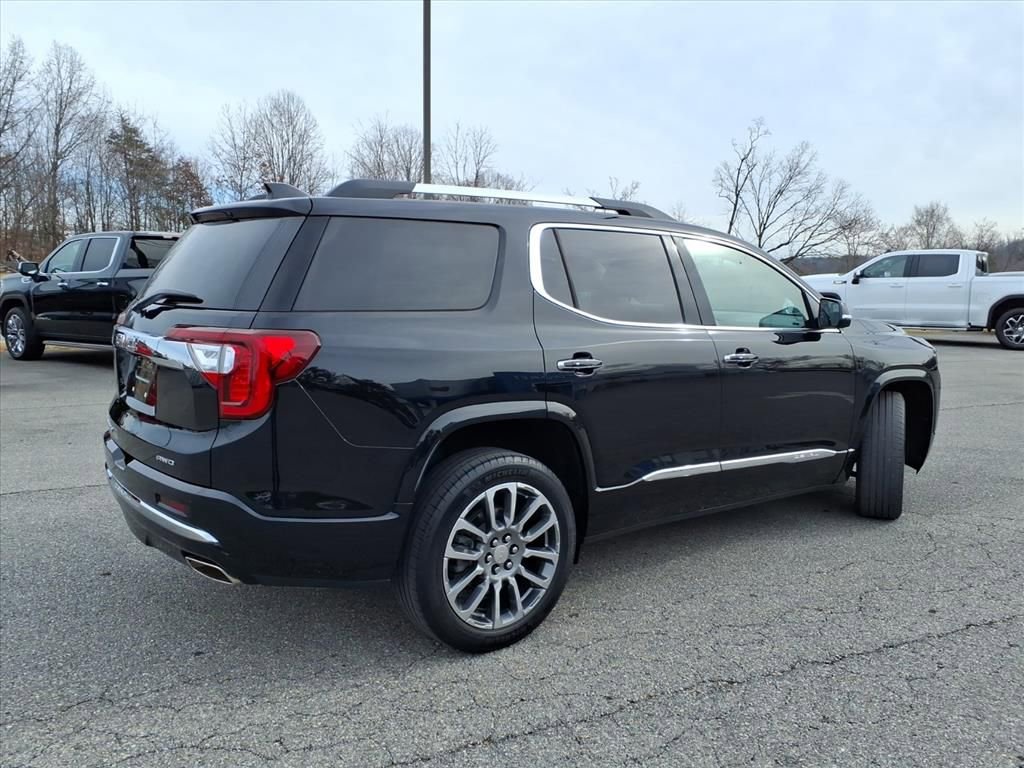 Used 2021 GMC Acadia Denali w/ Denali Technology Package image 4