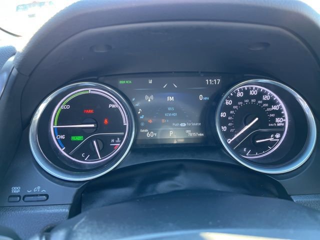 Used 2020 Toyota Camry XLE image 33