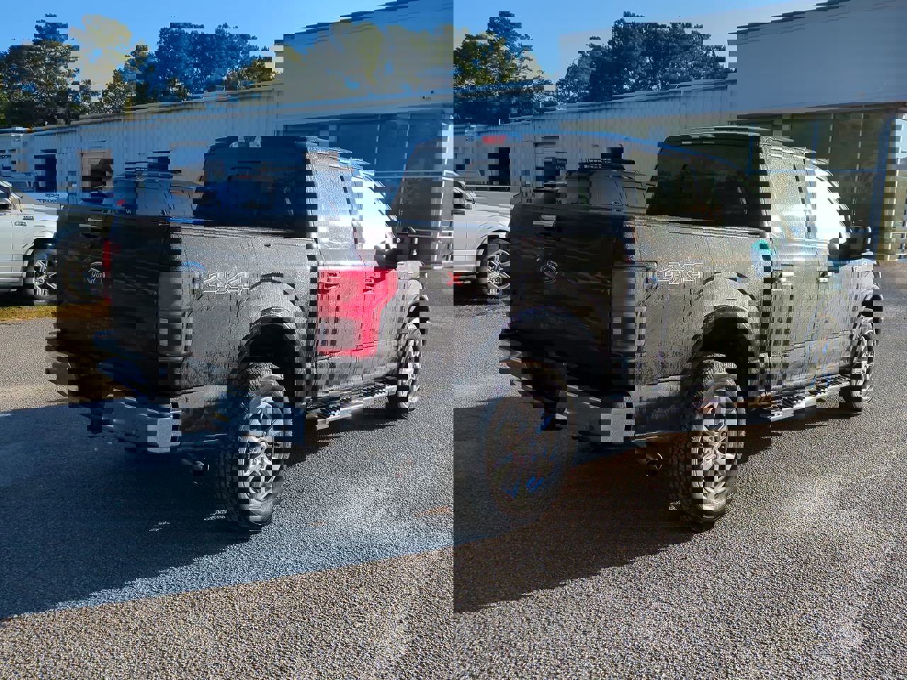 Used 2020 Ford F150 Lariat image 4