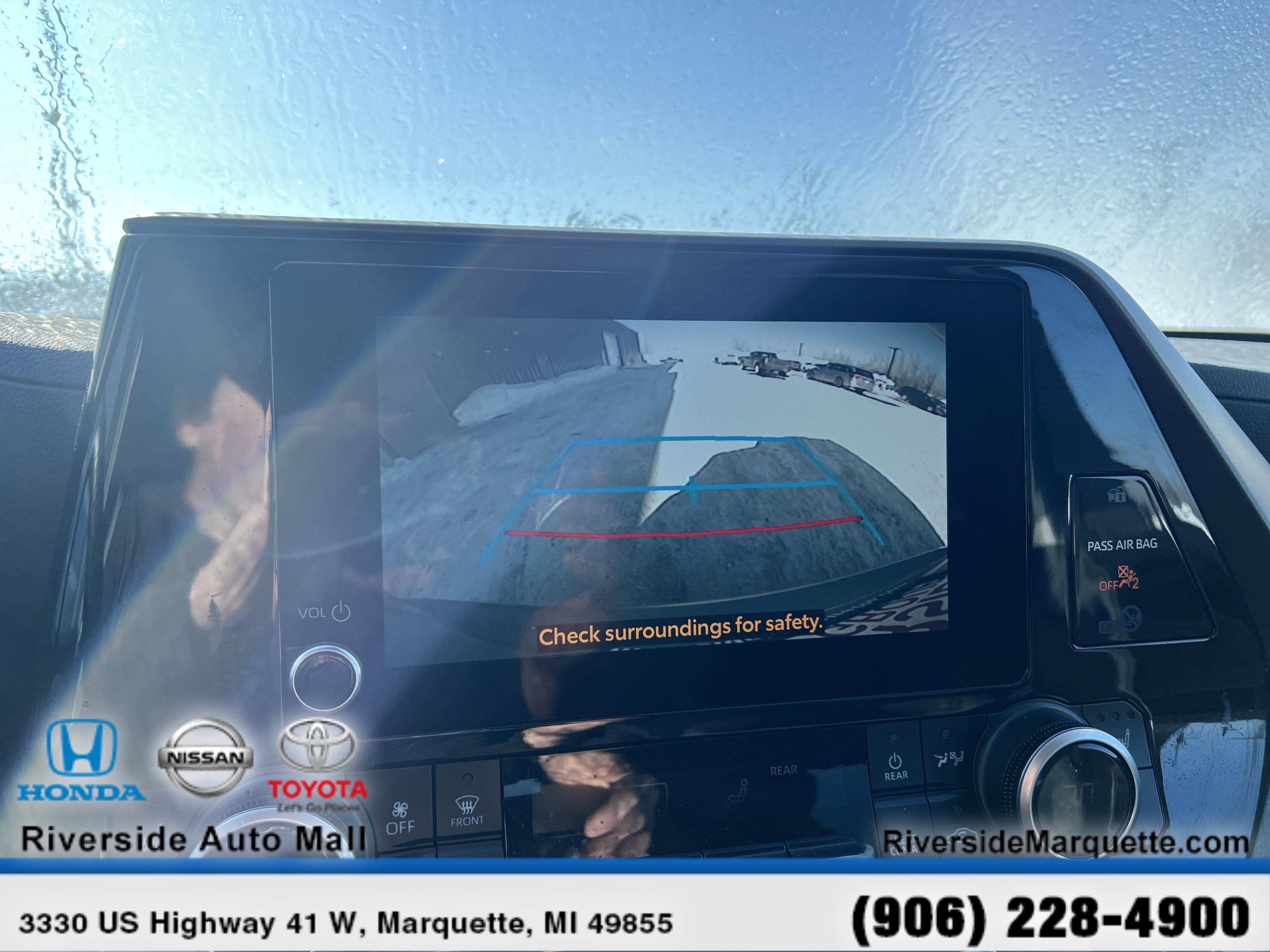 Used 2025 Toyota Highlander XLE image 22