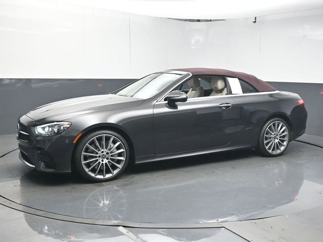 Used 2023 Mercedes-Benz E 450 4MATIC Cabriolet image 4
