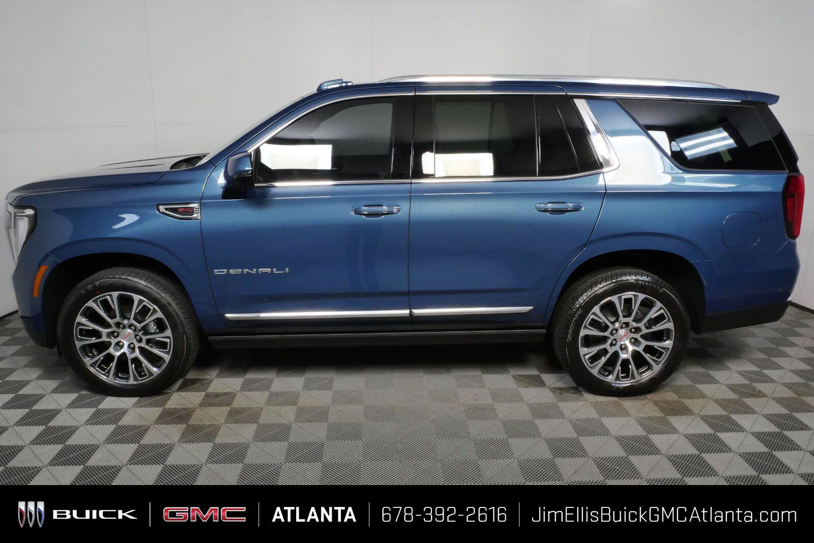 New 2026 GMC Yukon Denali w/ Sun & Power Step Package AWD/4WD image 23