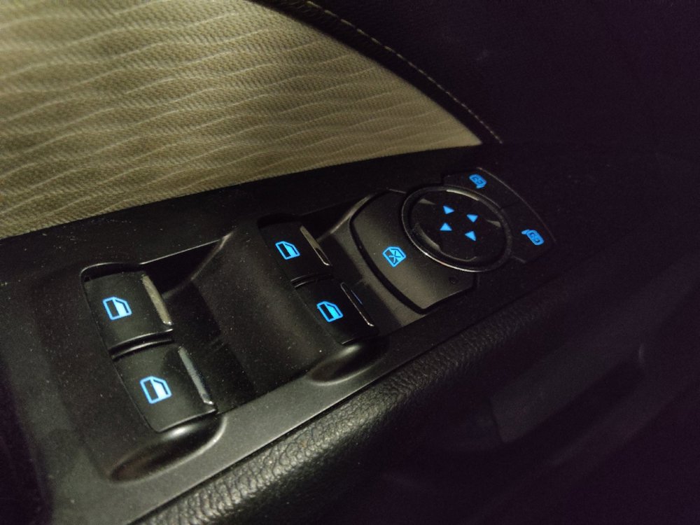 Used 2019 Ford Fusion SE w/ Equipment Group 151A image 27