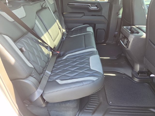 New 2026 GMC Sierra 1500 AT4 w/ AT4 Premium Package AWD/4WD image 26