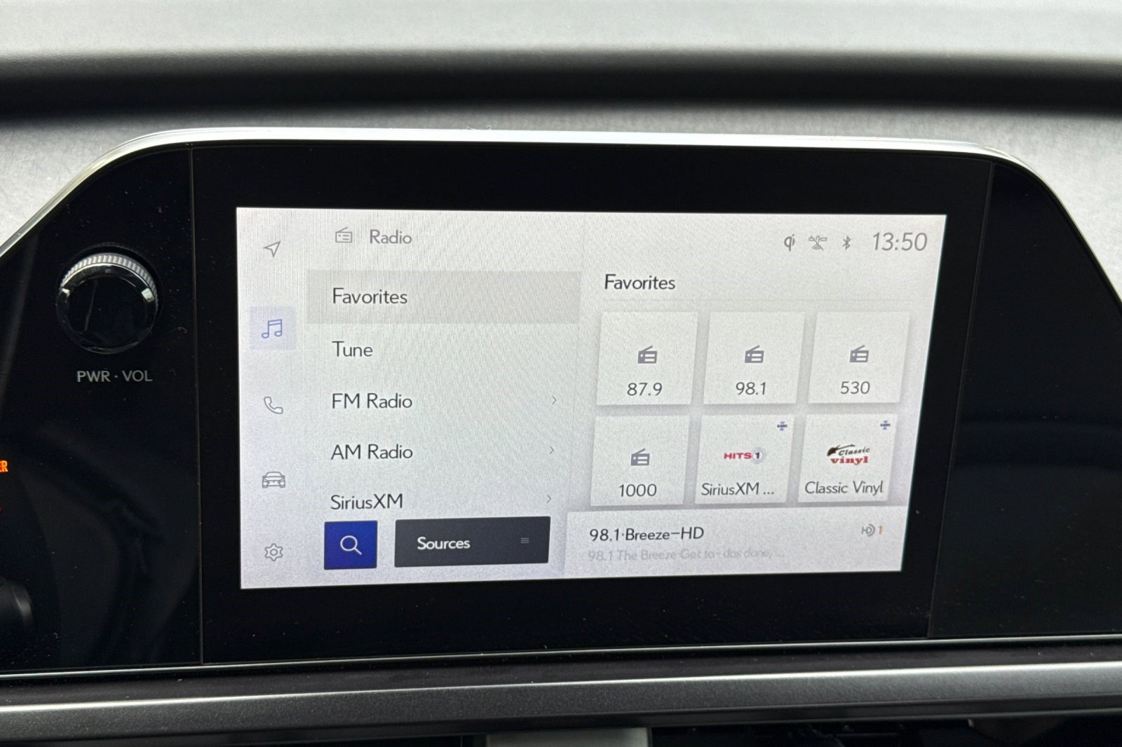 Certified 2024 Lexus UX 250h FWD image 23