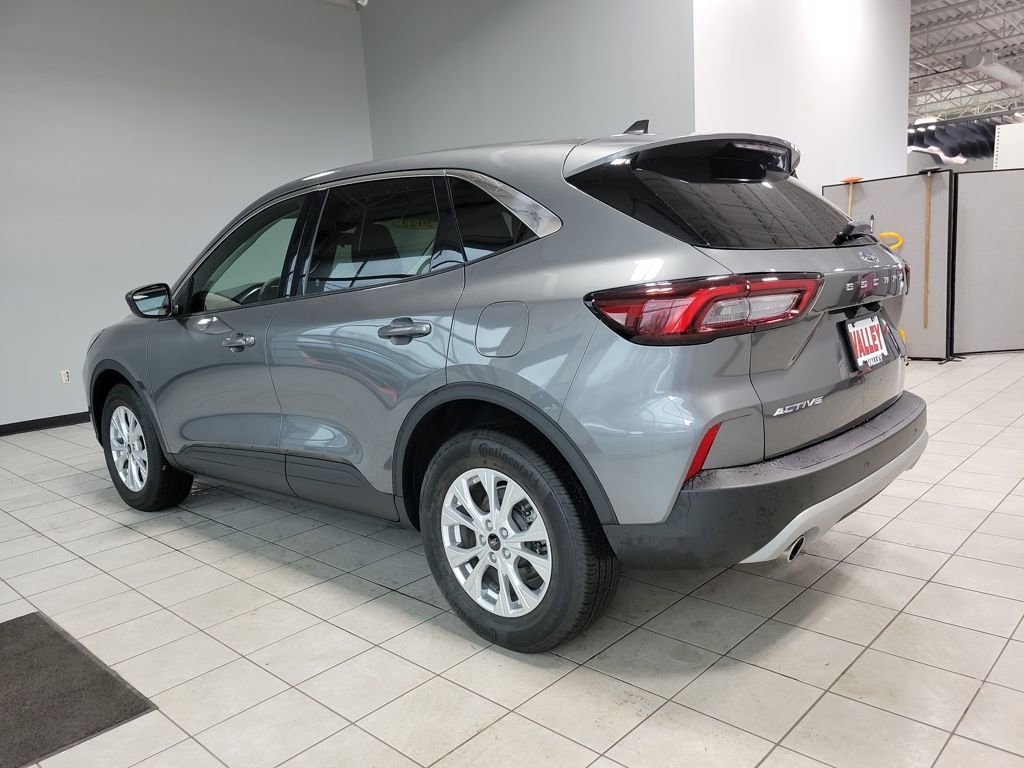 Used 2023 Ford Escape Active w/ Tech Pack #1 image 8