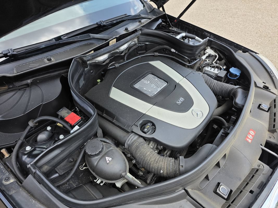 Used 2011 Mercedes-Benz GLK 350 4MATIC image 39