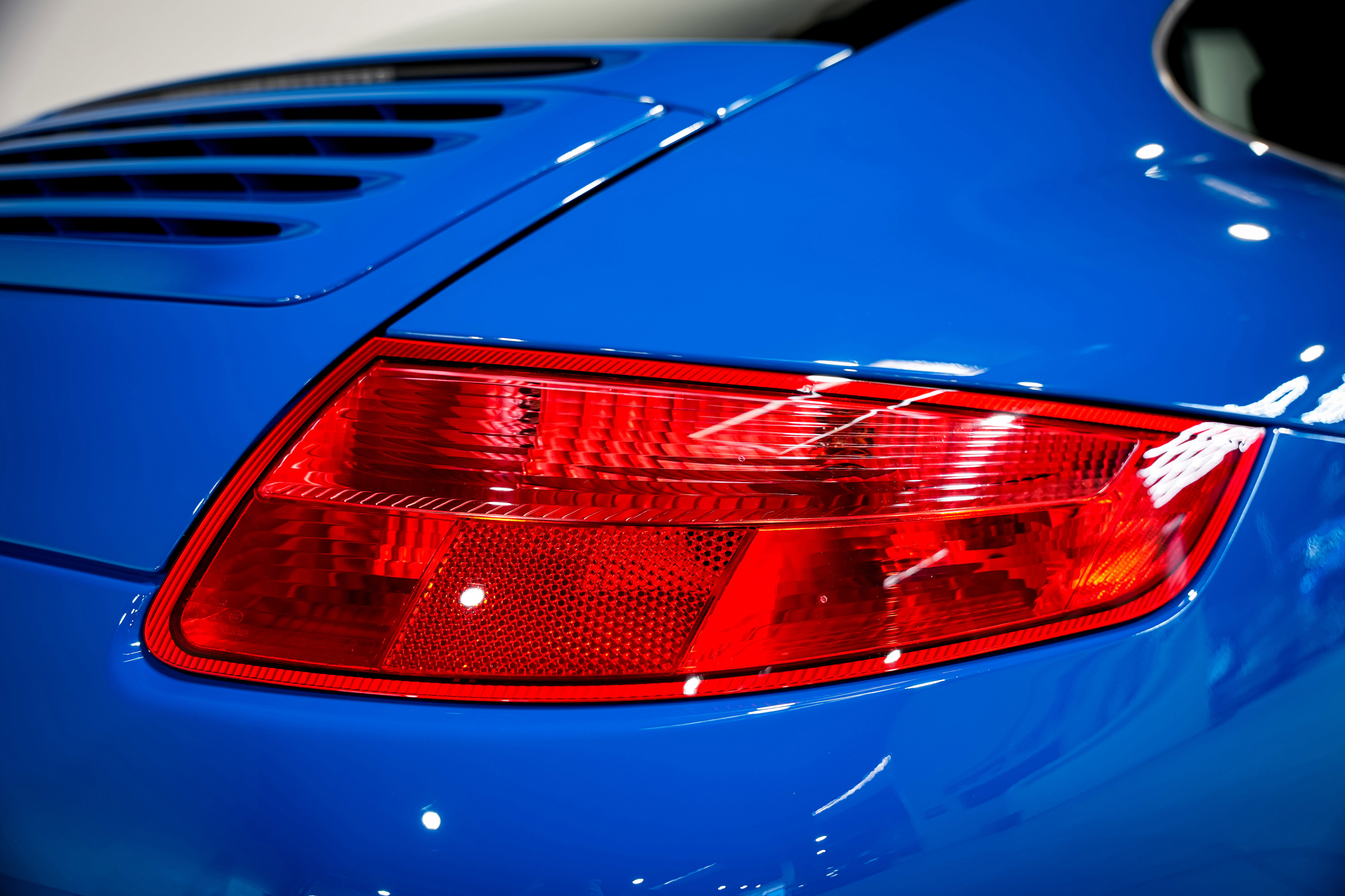 Used 2006 Porsche 911 Carrera S RWD image 31