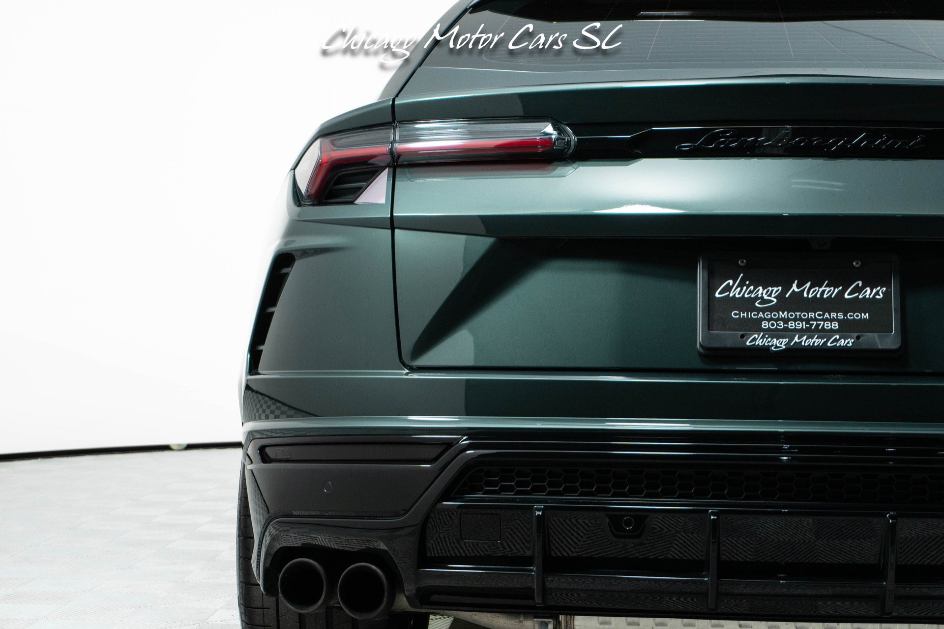 Used 2021 Lamborghini Urus AWD/4WD image 17