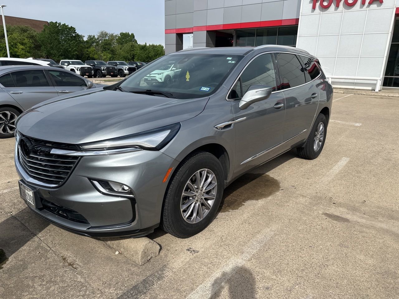 Used 2023 Buick Enclave Essence w/ Trailering Package, 5000 lbs. FWD image 1