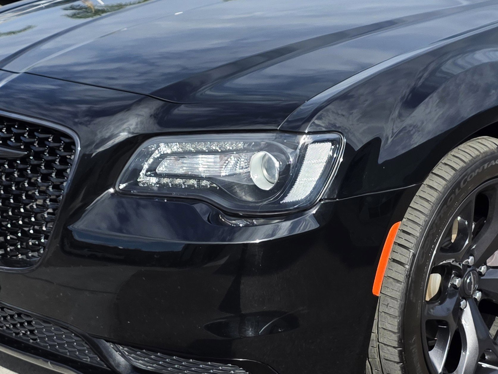 Certified 2021 Chrysler 300 Touring w/ Sport Appearance Package image 8