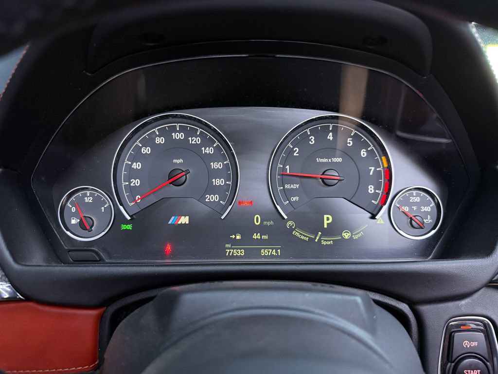 Used 2015 BMW M4 Convertible RWD image 29